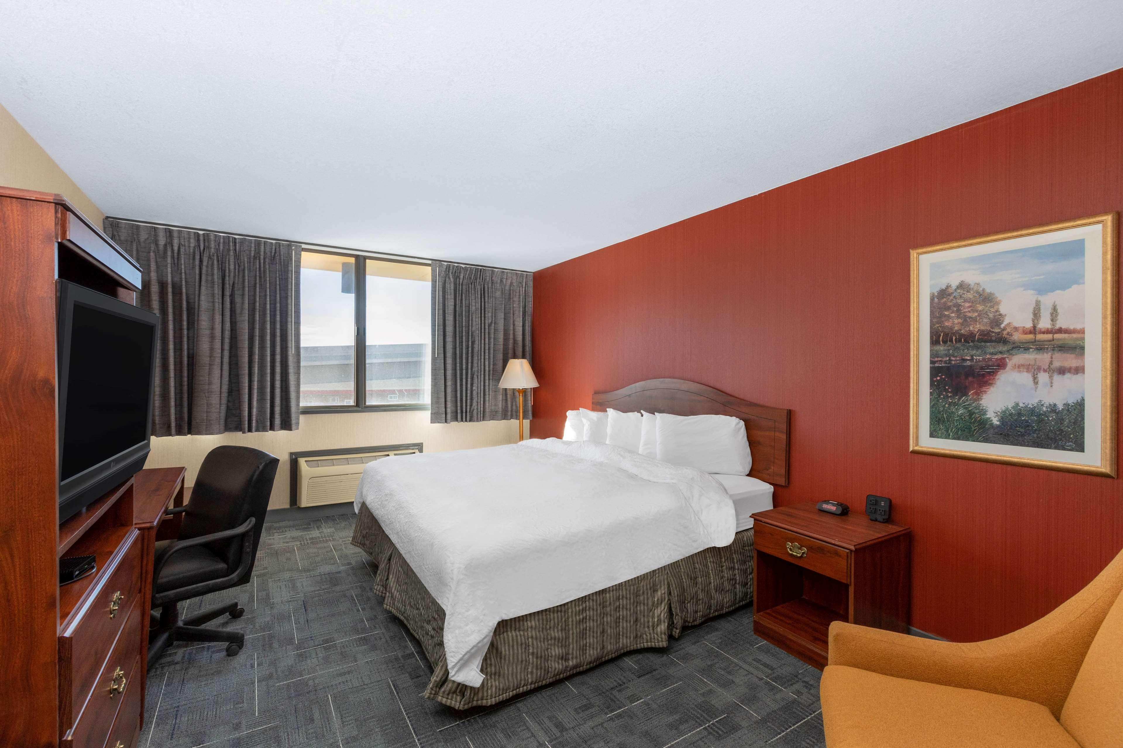 Howard Johnson By Wyndham Gillette Exteriér fotografie