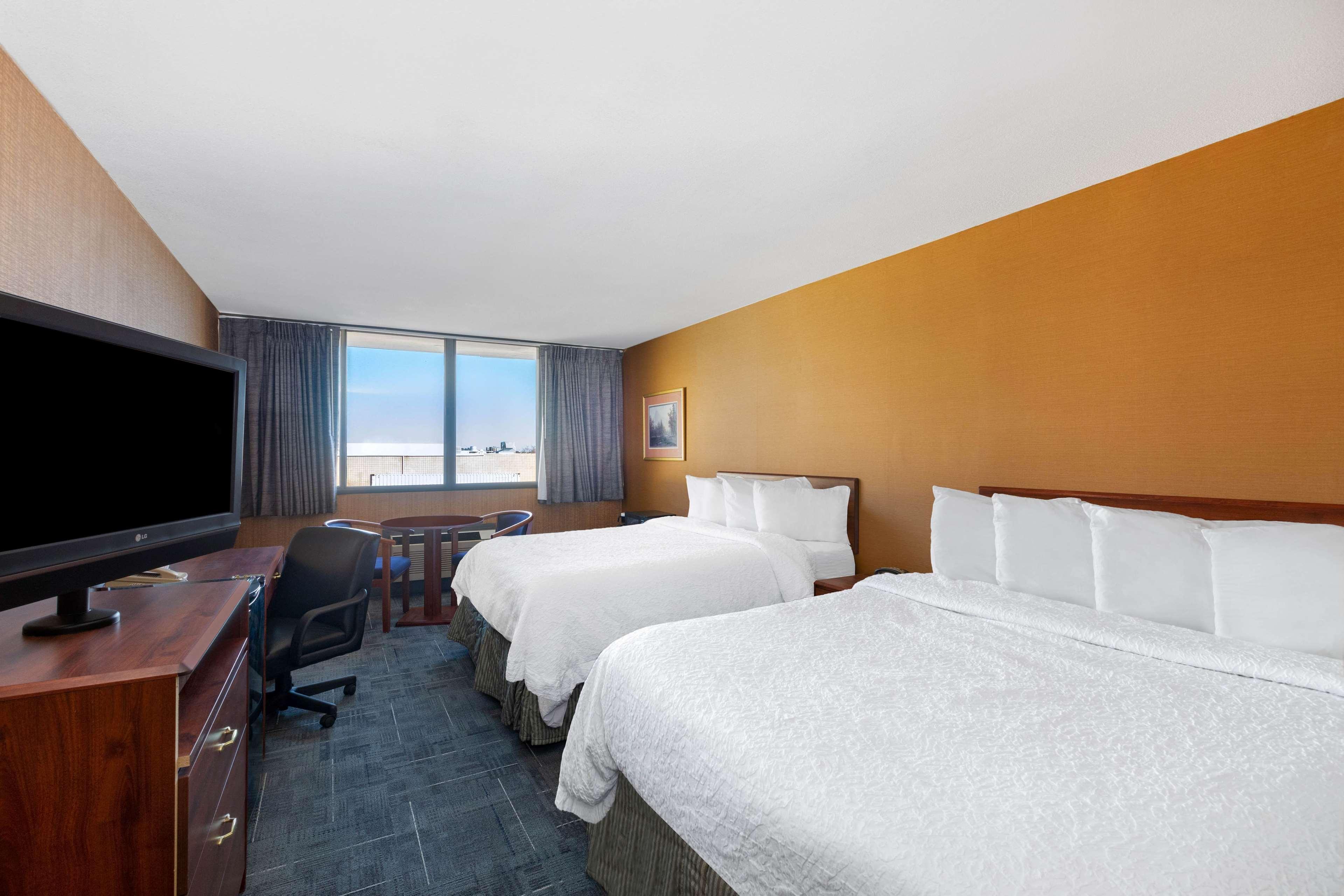 Howard Johnson By Wyndham Gillette Exteriér fotografie