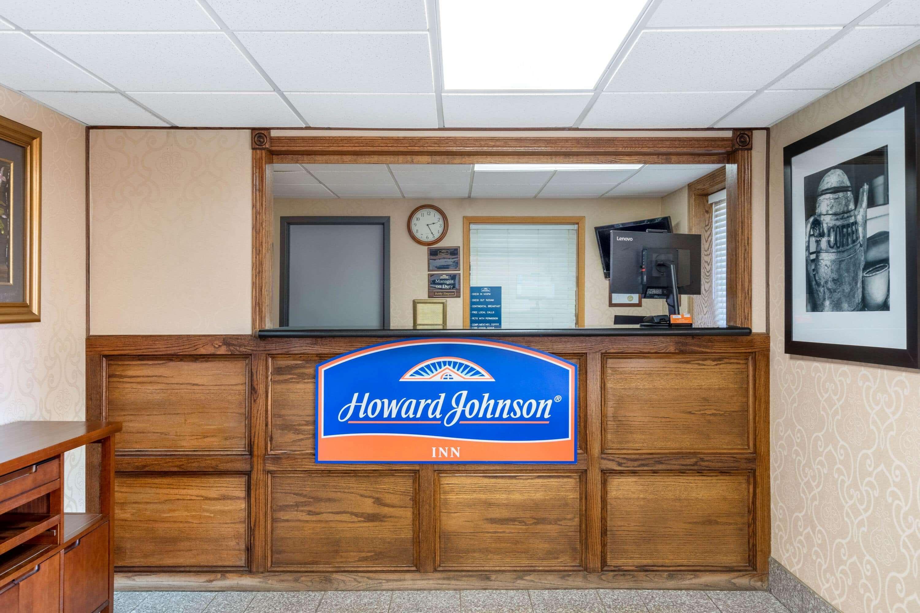 Howard Johnson By Wyndham Gillette Exteriér fotografie