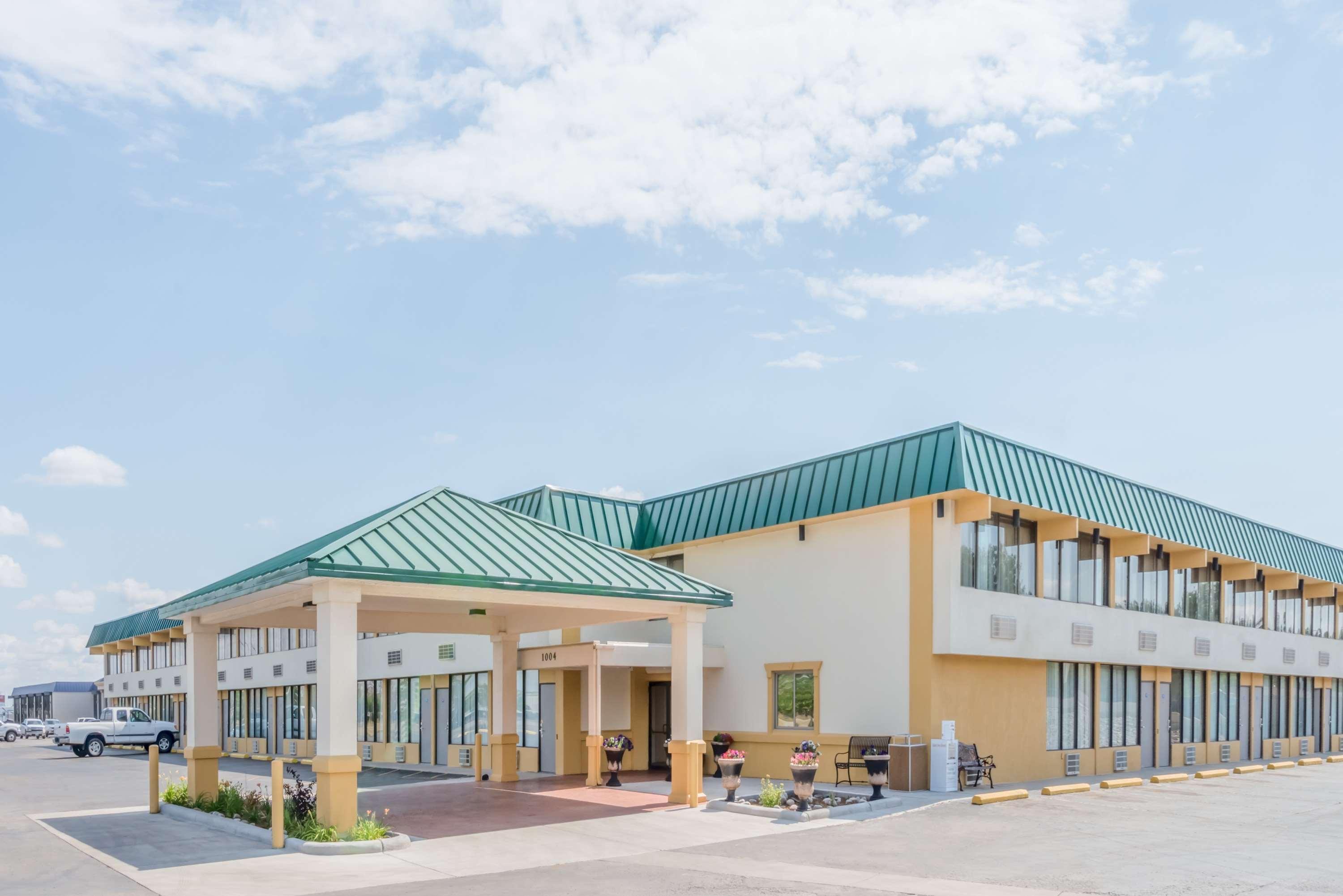 Howard Johnson By Wyndham Gillette Exteriér fotografie